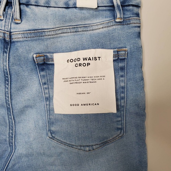 GOOD AMERICAN Light Wash Good Waist Crop Distressed Jeans NWT Sz 15 - Picture 7 of 9
